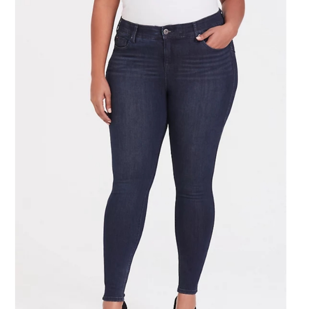 Torrid Bombshell skinny jeans